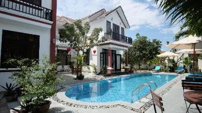Biệt Thự Hồ Cá Hội An: Khám Phá Thiết Kế Độc Đáo & Lựa Chọn Lưu Trú Tuyệt Vời