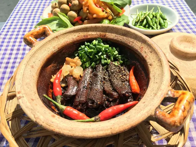Cá Kèo Đỏ Là Gì? Khám Phá Đặc Sản Miền Sông Nước Và Biển
