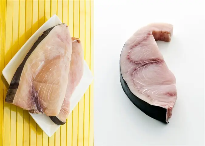 Cá Kiếm Ăn Gì? Cẩm Nang Dinh Dưỡng Toàn Diện Cho Mọi Loại Cá Kiếm