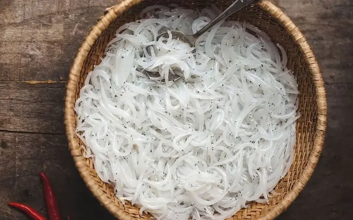 Cá Ngần Sông Đà: Nguồn Gốc, Đặc Điểm Và Mùa Vụ Phổ Biến