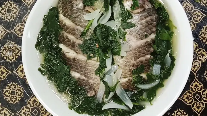 Cá Rô Đồng Ăn Gì? Thức Ăn Tự Nhiên & Chế Độ Dinh Dưỡng Tối Ưu Cá Rô Đồng Ăn Gì? Thức Ăn Tự Nhiên & Chế Độ Dinh Dưỡng Tối Ưu