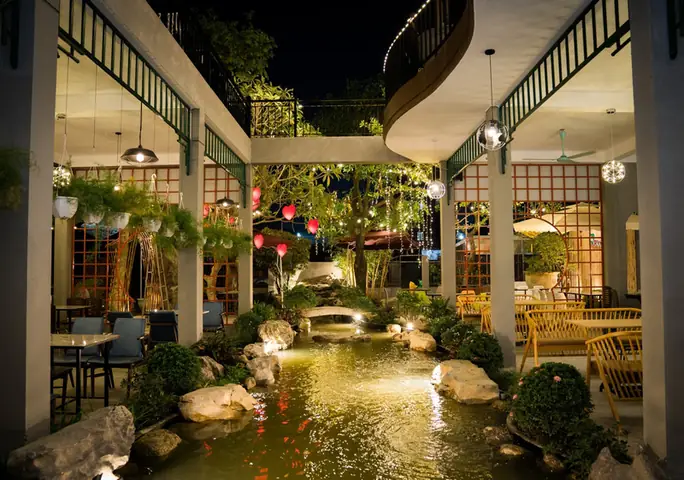 Top 15 Quán Cafe Cá Koi Đẹp, Sang Trọng Bậc Nhất Hà Nội 2024