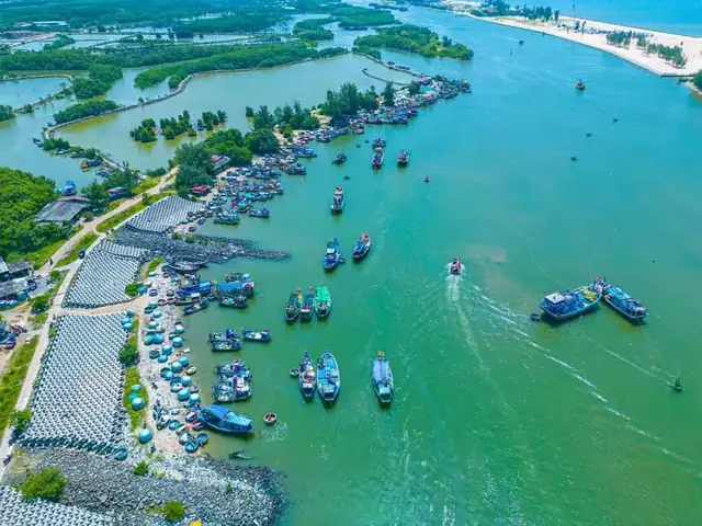 Cảng Cá Lộc An: Khám Phá Địa Điểm, Hoạt Động & Kinh Nghiệm Du Lịch Vũng Tàu Cảng Cá Lộc An: Khám Phá Địa Điểm, Hoạt Động & Kinh Nghiệm Du Lịch Vũng Tàu