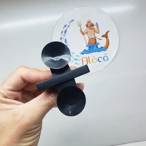 Miếng Hít Kính Bể Cá: Công Dụng, Cách Lắp Đặt & Lựa Chọn Phù Hợp