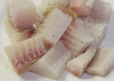 Cá Cờ Ăn Gì Để Khỏe Mạnh, Lên Màu Đẹp Và Tăng Sản Lượng Trứng? Cá Cờ Ăn Gì Để Khỏe Mạnh, Lên Màu Đẹp Và Tăng Sản Lượng Trứng?
