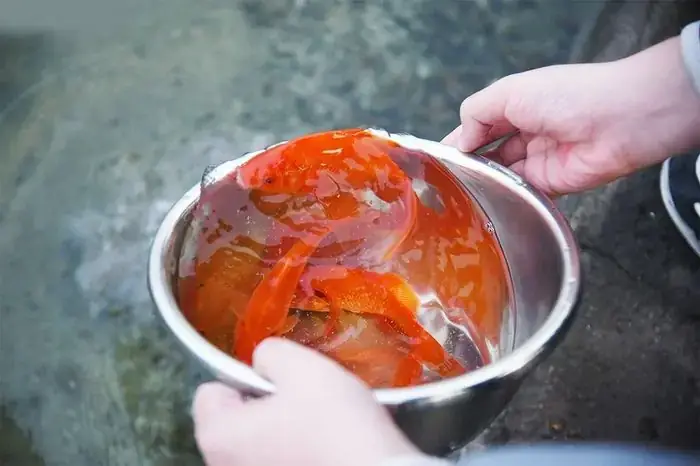 Văn Khấn Thả Cá Ông Táo: Hướng Dẫn Chi Tiết & Ý Nghĩa Thực Hành